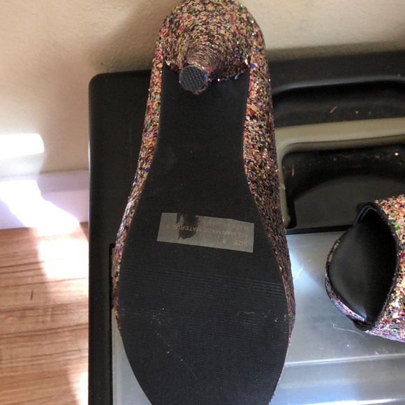Sparkly never worn platform - Picture 3 of 3